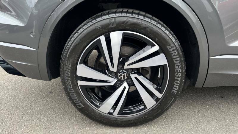 Volkswagen Touareg 3.0 Tdi V6 R-line Tech Tiptronic 4Motion Euro 6 S Grey #6