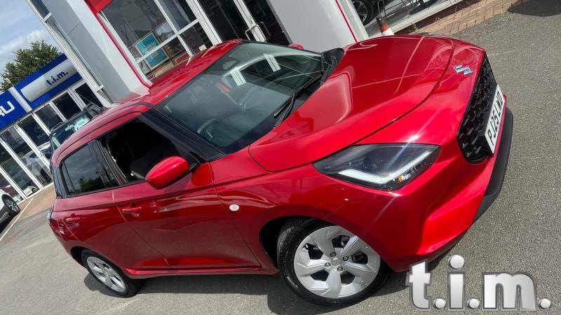 Suzuki Swift 1.2 Mild Hybrid Motion Red