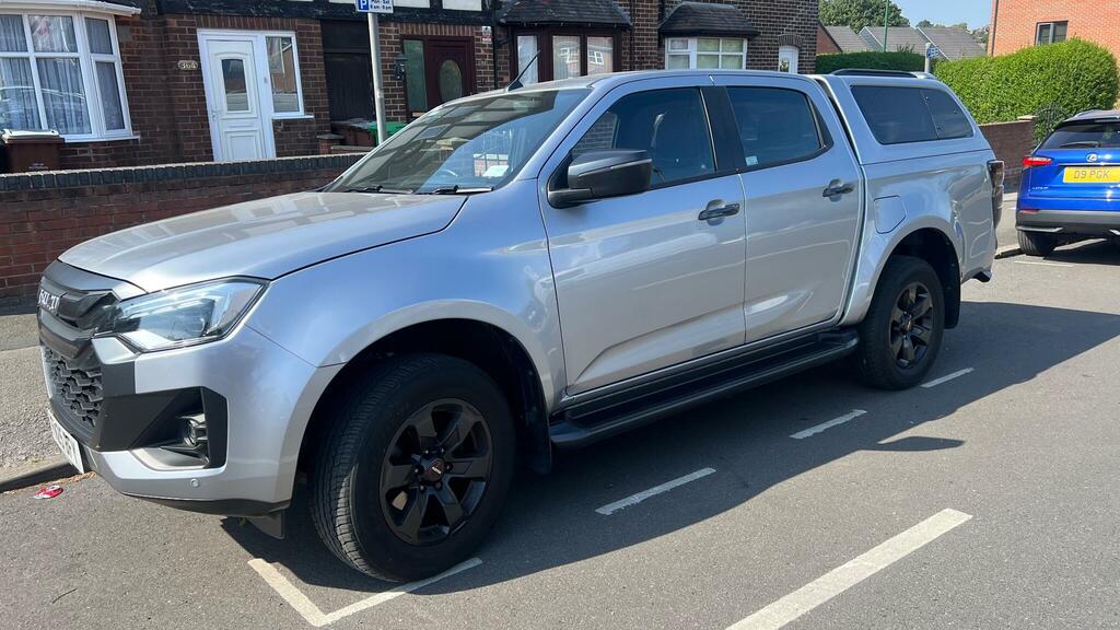 Isuzu D-Max 1.9 V-cross Double Cab 4X4 Silver