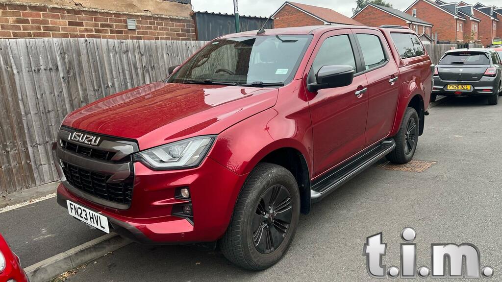 Isuzu D-Max 1.9 V-cross Double Cab 4X4 Red