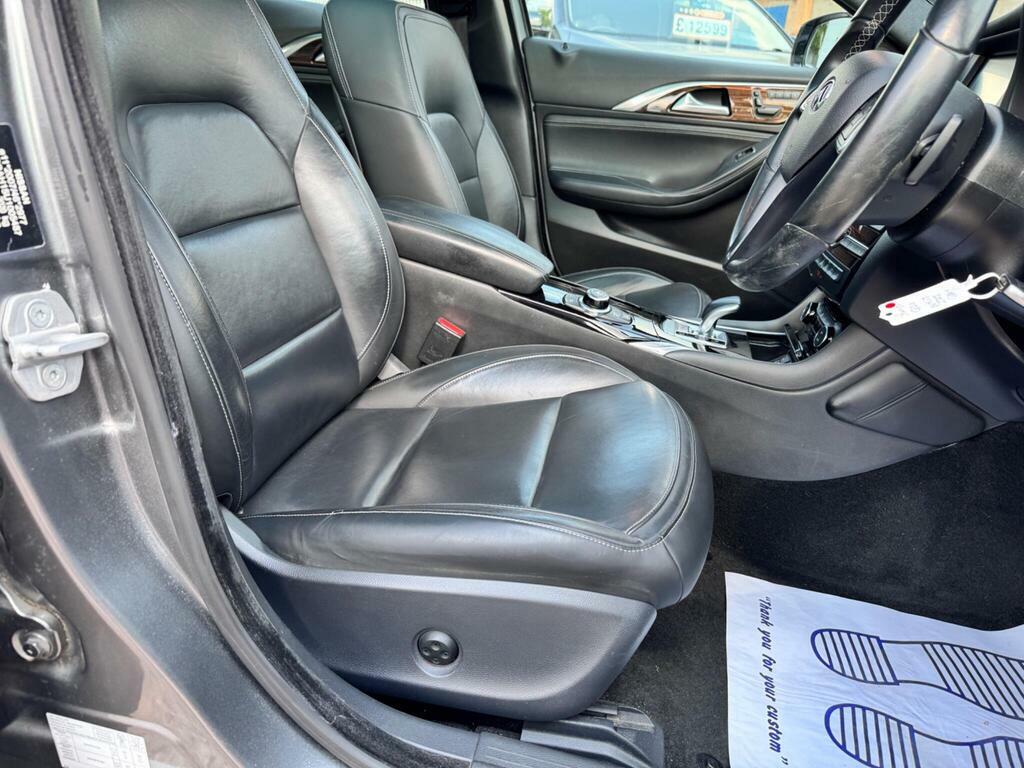 Infiniti Q30 Infiniti Q30 2.0T Sport Hatchback Dc... Grey #16