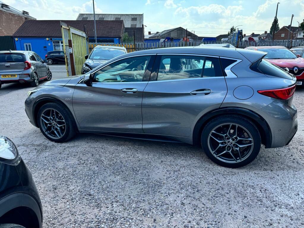 Infiniti Q30 Infiniti Q30 2.0T Sport Hatchback Dc... Grey #7