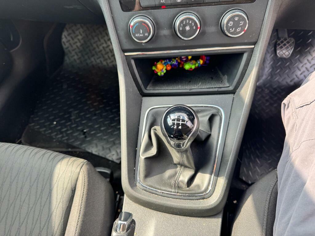 Seat Leon Hatchback 1.6 Tdi Ecomotive Cr Se 2014 Grey #25