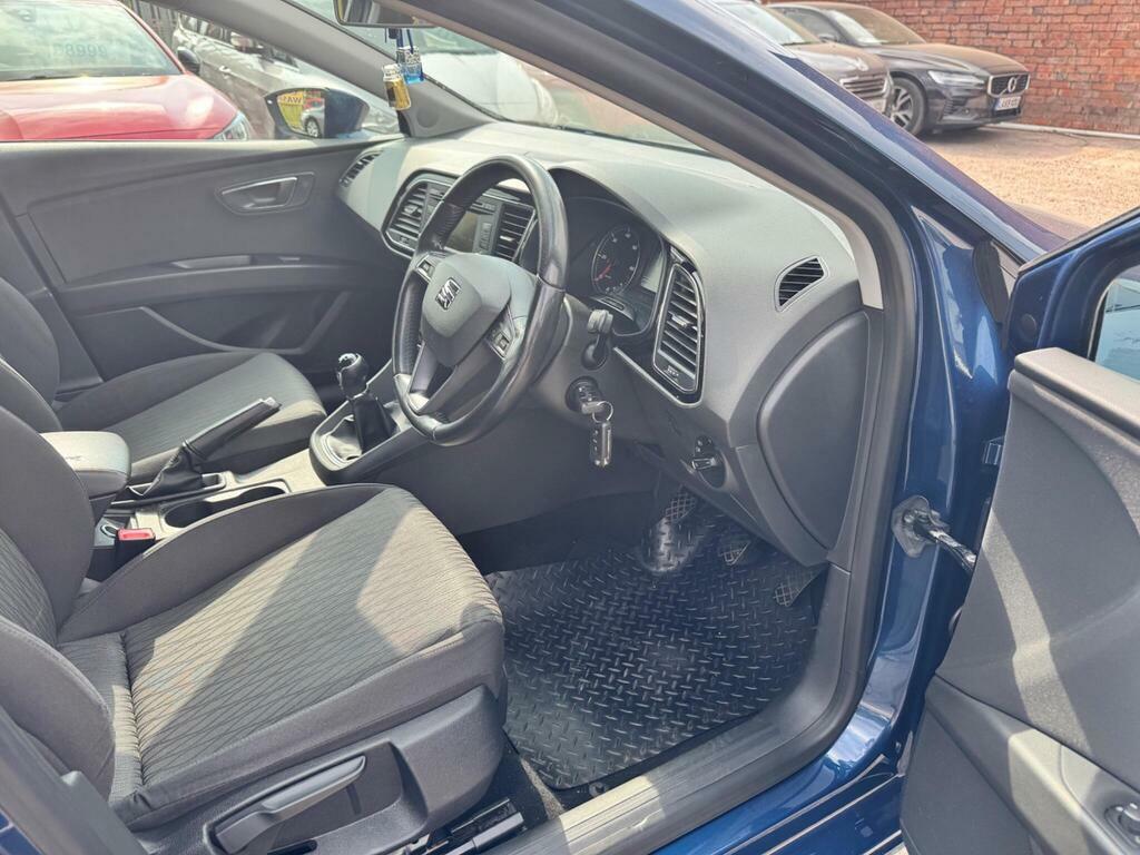 Seat Leon Hatchback 1.6 Tdi Ecomotive Cr Se 2014 Grey #13
