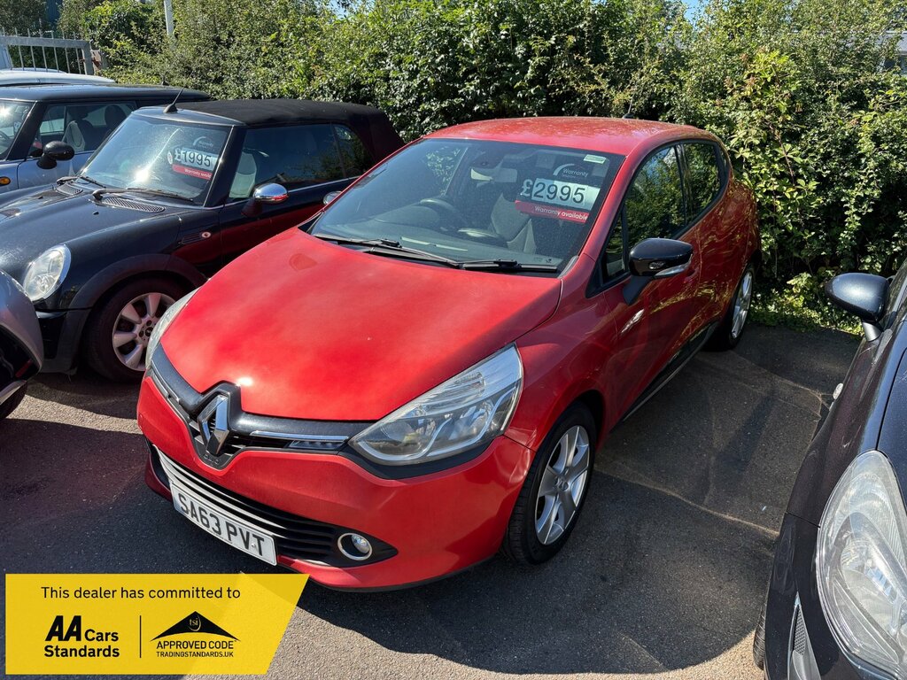 Renault Clio 0.9 Tce Dynamique Medianav Hatchback Ma Red