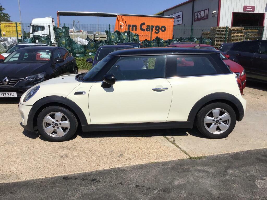 Mini Hatch 1.5 Cooper Classic Euro 6 S S HJ69ZJU White #3