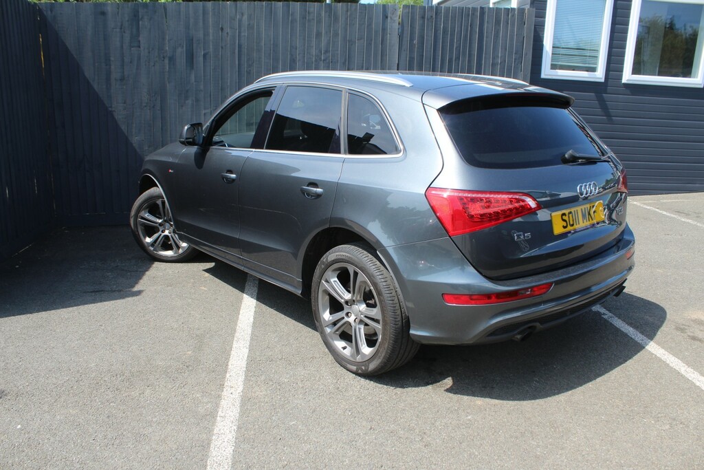 Audi Q5 Suv 2.0 Tfsi S Line Special Edition 2011 Grey #2
