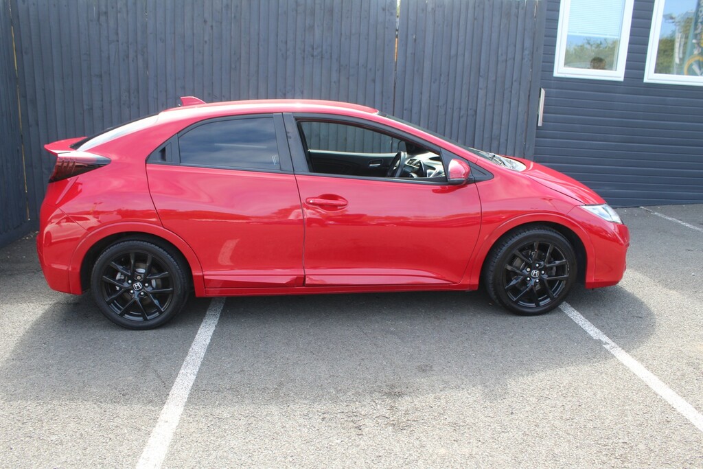 Honda Civic Hatchback 1.4 I-vtec Sport 2016 PF66TFX Red #4