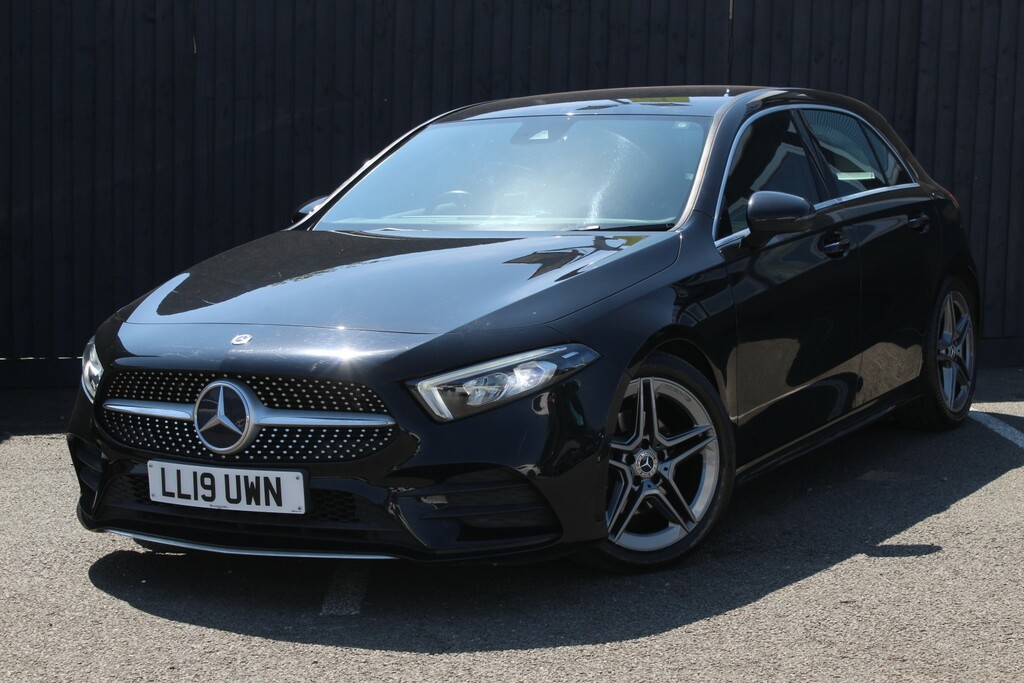 Mercedes-Benz A Class Hatchback 2.0 A200d Amg Line 2019 LL19UWN Black #3