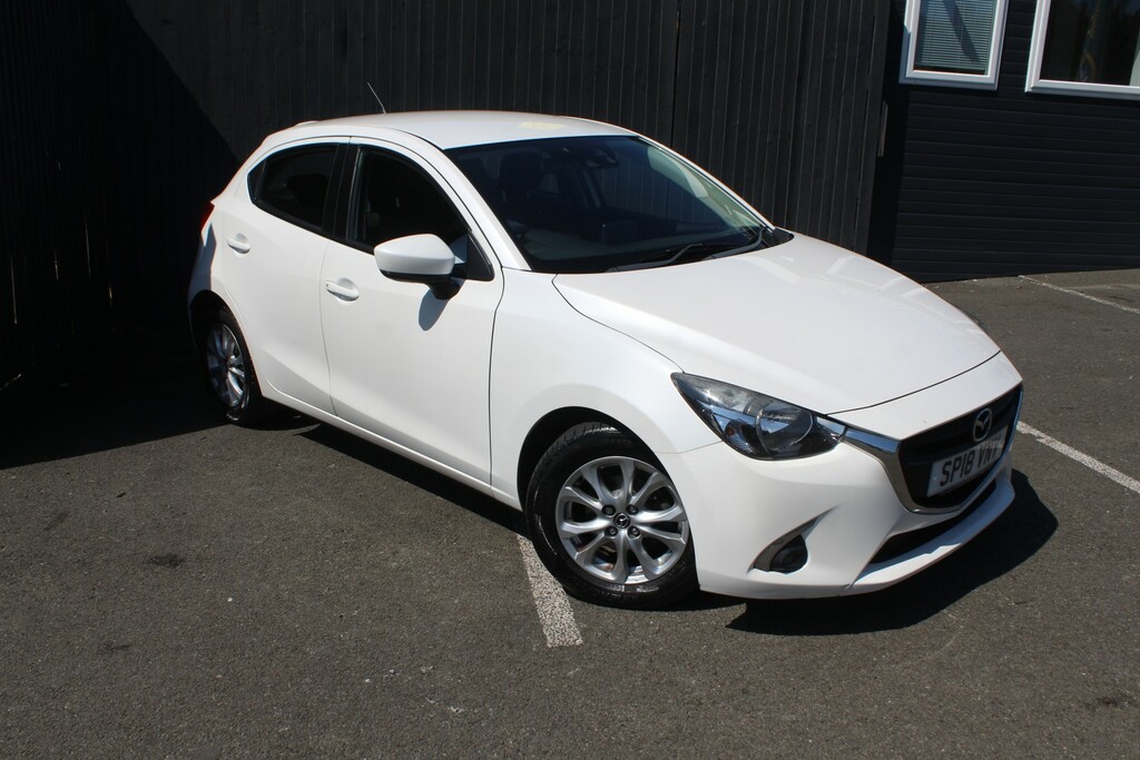 Mazda 2 Hatchback 1.5 Skyactiv-g Se-l Nav 2018 White