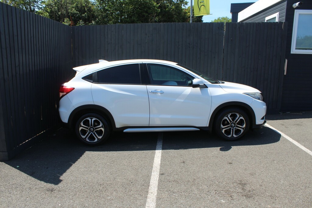 Honda Hr-V Suv 1.6 I-dtec Se Navi 2015 SN65BGB White #4