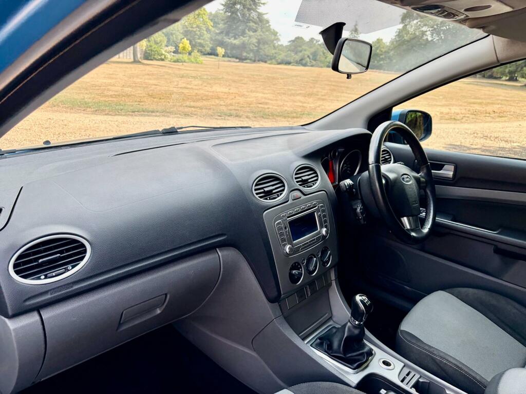 Ford Focus Estate 2.0 Titanium 201060 Blue #23
