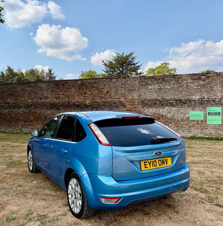 Ford Focus Estate 2.0 Titanium 201060 Blue #30