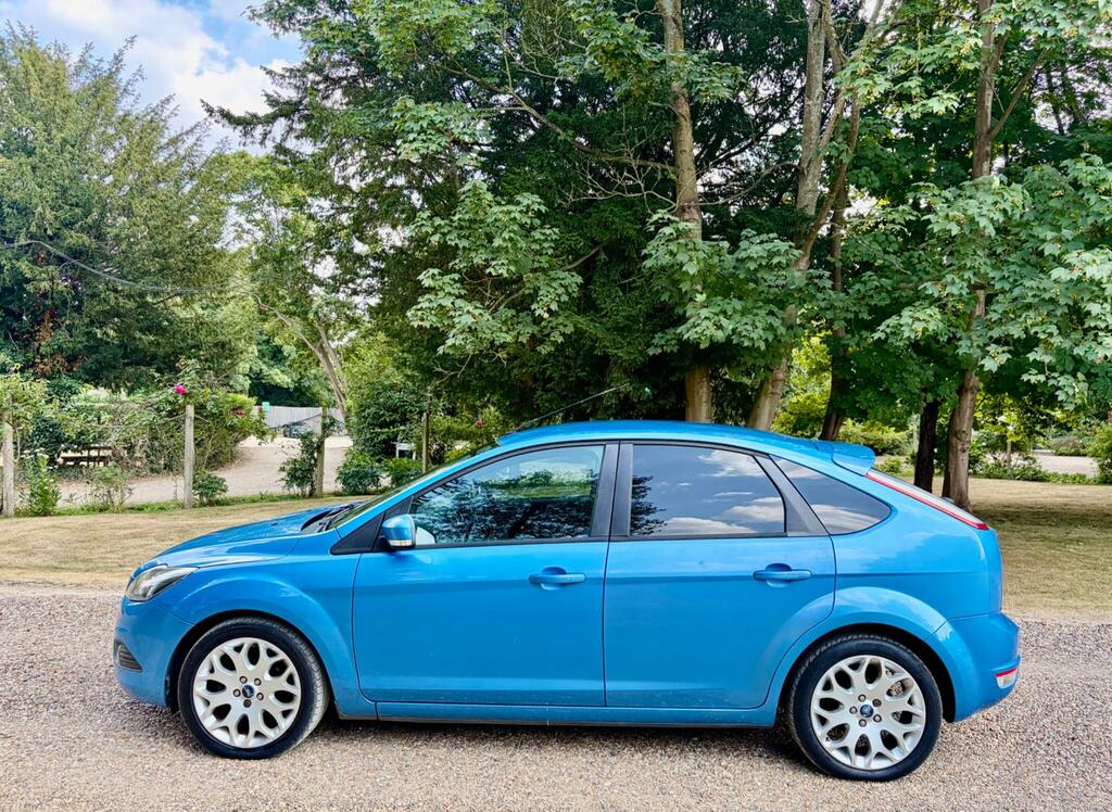 Ford Focus Estate 2.0 Titanium 201060 Blue #17