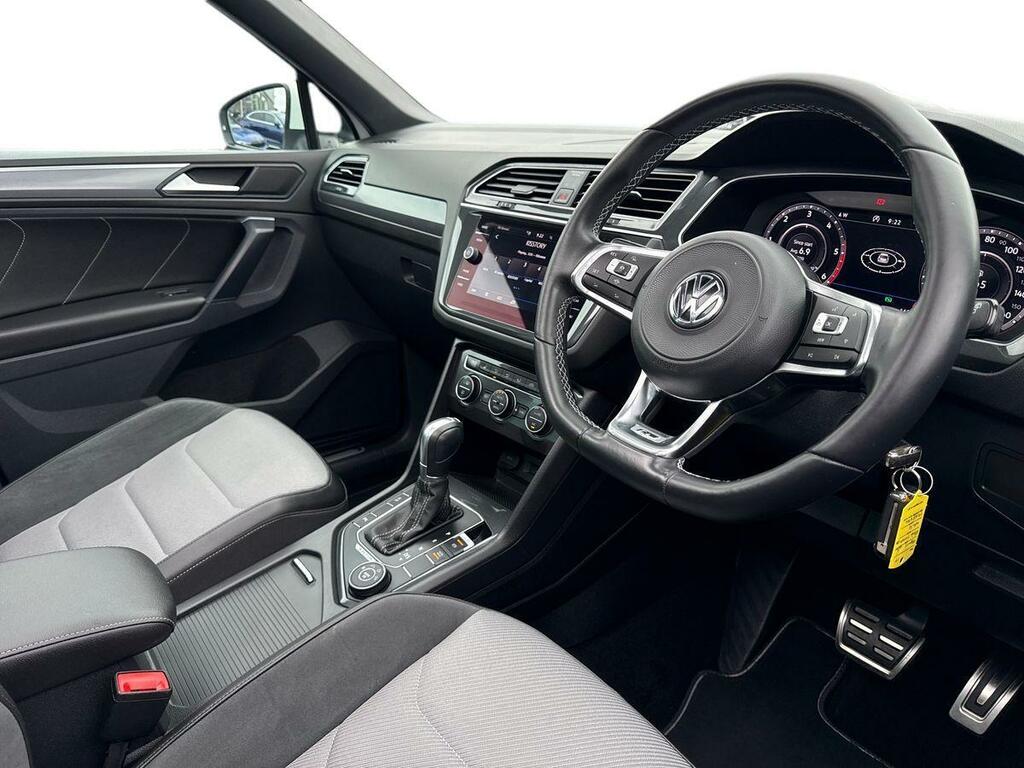 Volkswagen Tiguan 2.0 Tdi 150 4Motion R-line Dsg NC68VXL White #6