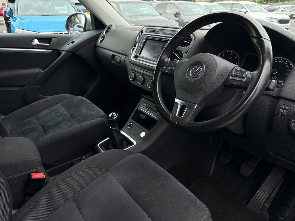 Volkswagen Tiguan 2.0 Tdi Bluemotion Tech Match Edition 150 UHZ1050 Silver #6