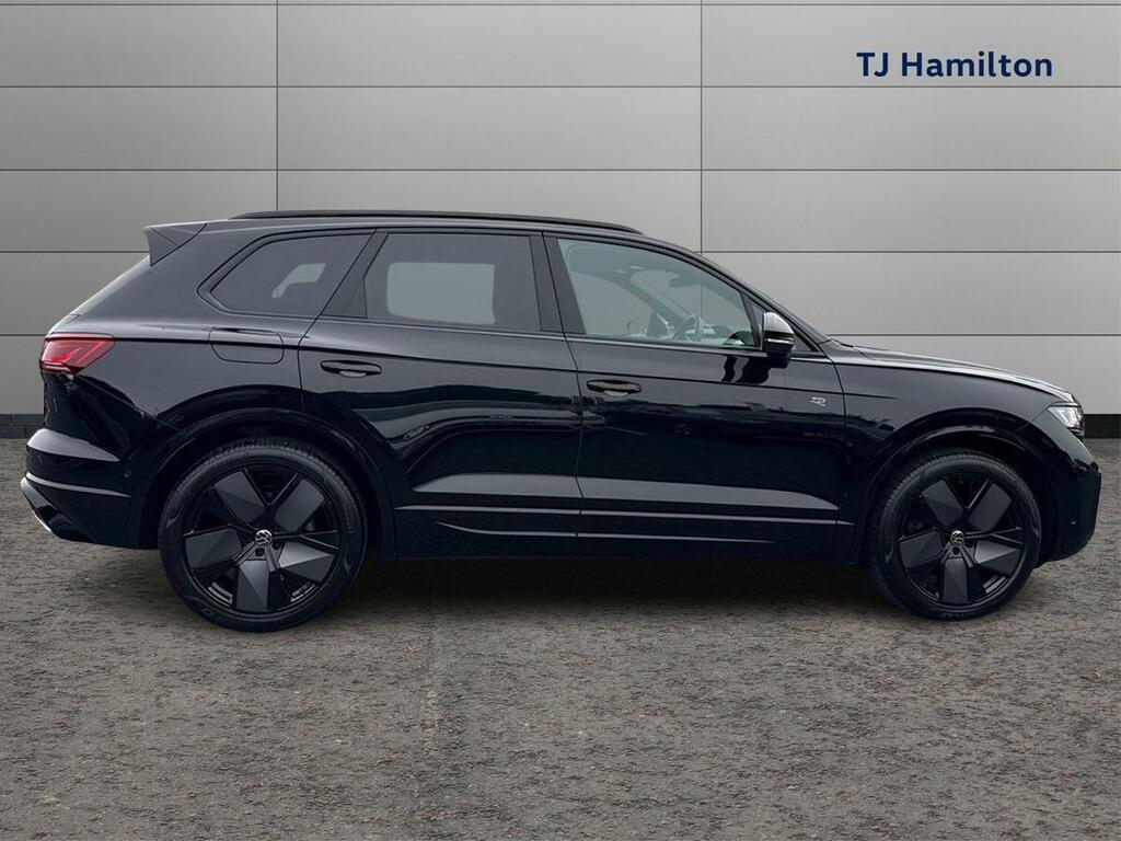 Volkswagen Touareg 3.0 Tdi V6 Black Edition Suv Tiptronic Black #4