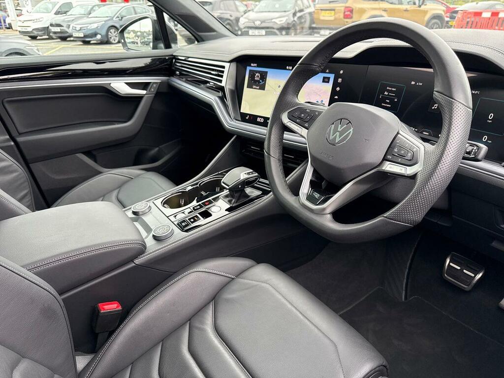 Volkswagen Touareg 3.0 Tdi V6 Black Edition Suv Tiptronic Black #6