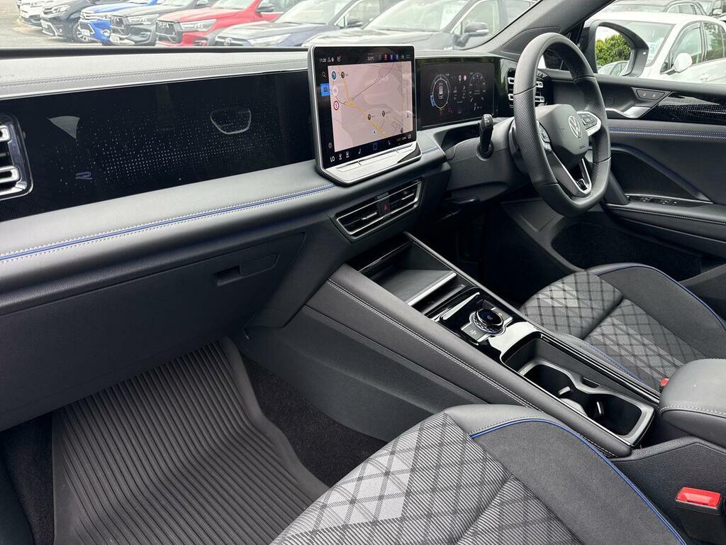 Volkswagen Tiguan 2.0 Tdi R-line Suv Dsg Euro 6 Ss 15 TJH9 Black #2