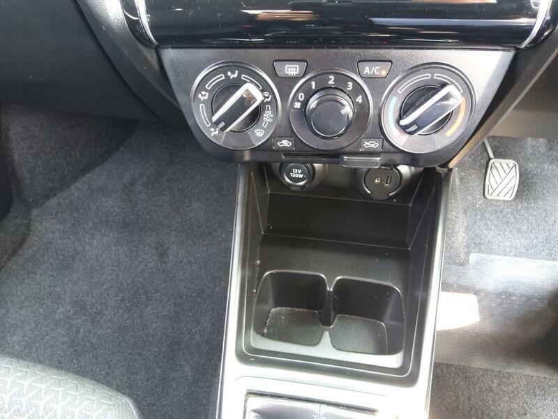 Suzuki Swift 1.2 Dualjet Mhev Sz-l Euro 6 Ss DY24SYS Silver #4