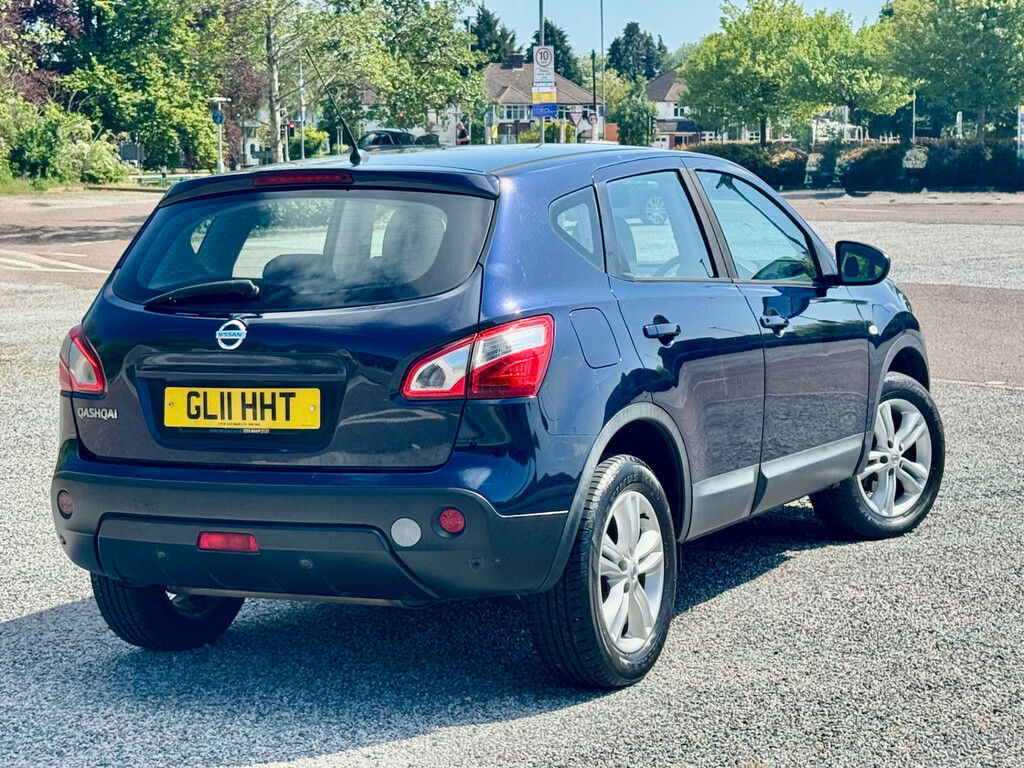 Nissan Qashqai Hatchback Dci Acenta 2011 Black #2