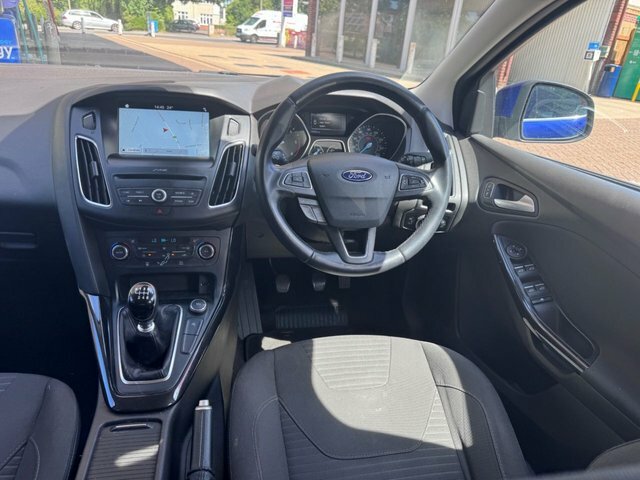 Ford Focus 2017 1.5 Tdci Titanium Hatchback Blue #3