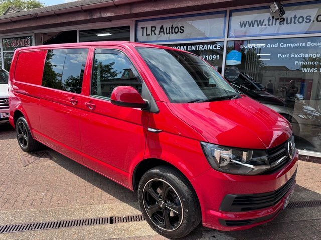 Volkswagen Transporter 2017 2.0 Tdi T32 Bluemotion Tech Trendline Kombi D Red