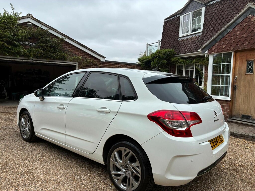 Citroen C4 1.6 Vti Selection Euro 5 White #6