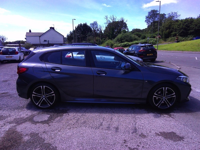 BMW 1 Series 116D M Sport YK69BFG Grey #4