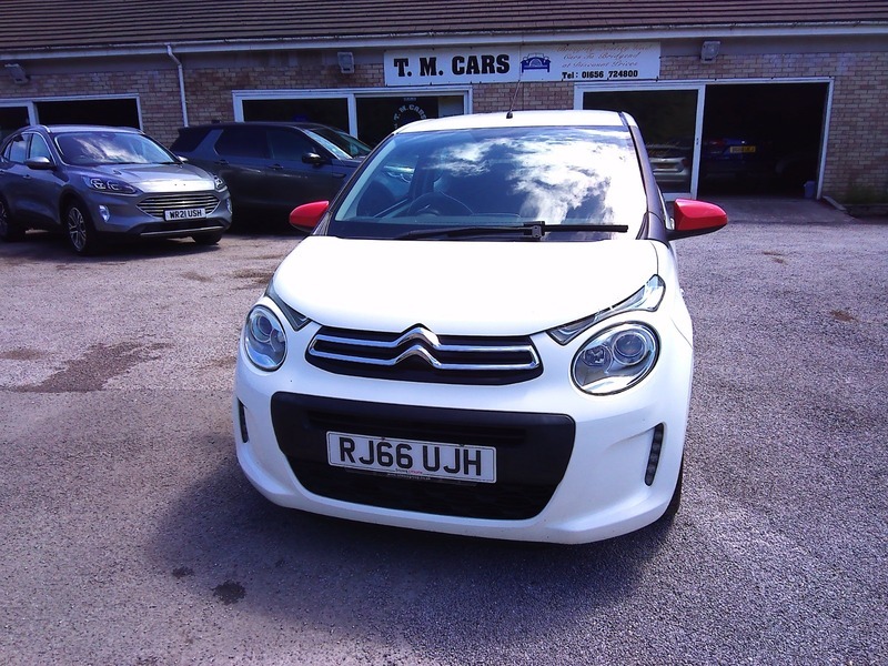 Citroen C1 Puretech Furio RJ66UJH White #2