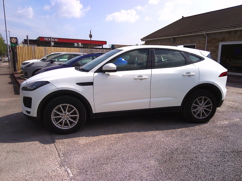 Jaguar E-Pace Diesel 4X2 White #4
