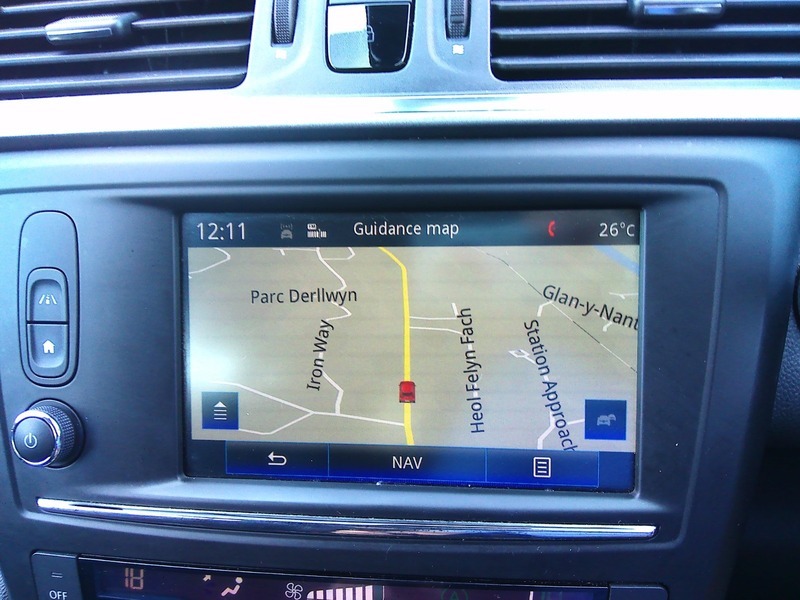 Renault Kadjar 1.3 Dynamique Nav Tce 139 Bhp Red #10