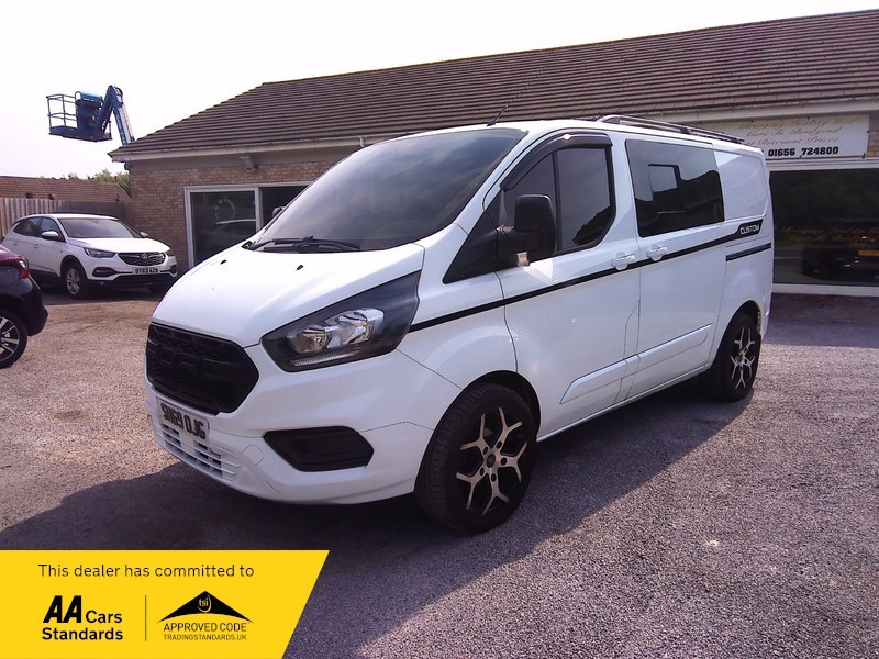 Ford Transit Custom Custom 300 Trend L1 Swb 2.0 Ecoblue 130Ps Air Con Silver #1