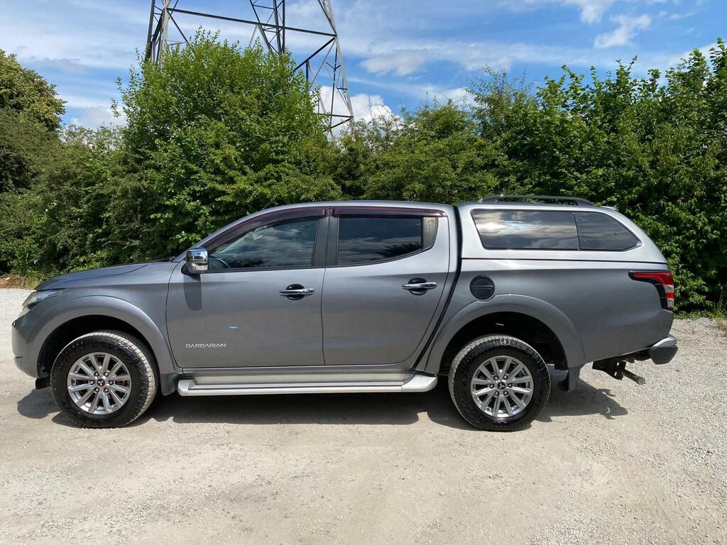 Mitsubishi L200 Pickup 2.4 Di-d Dc Barbarian 4Wd Euro 6 Grey #4