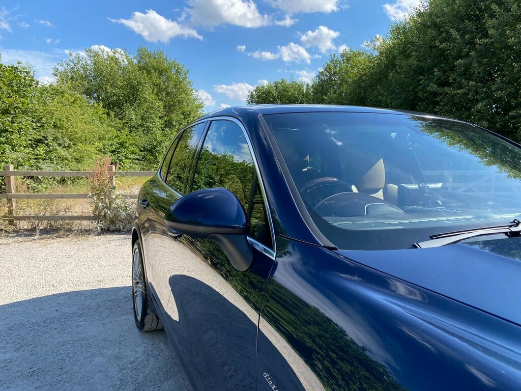 Porsche Cayenne 245 Tiptronic S Pan Roof, 20 Alloys  #9