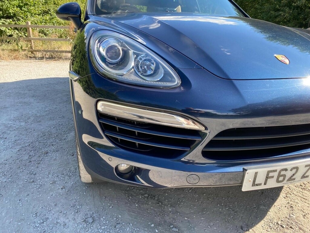 Porsche Cayenne 245 Tiptronic S Pan Roof, 20 Alloys  #11