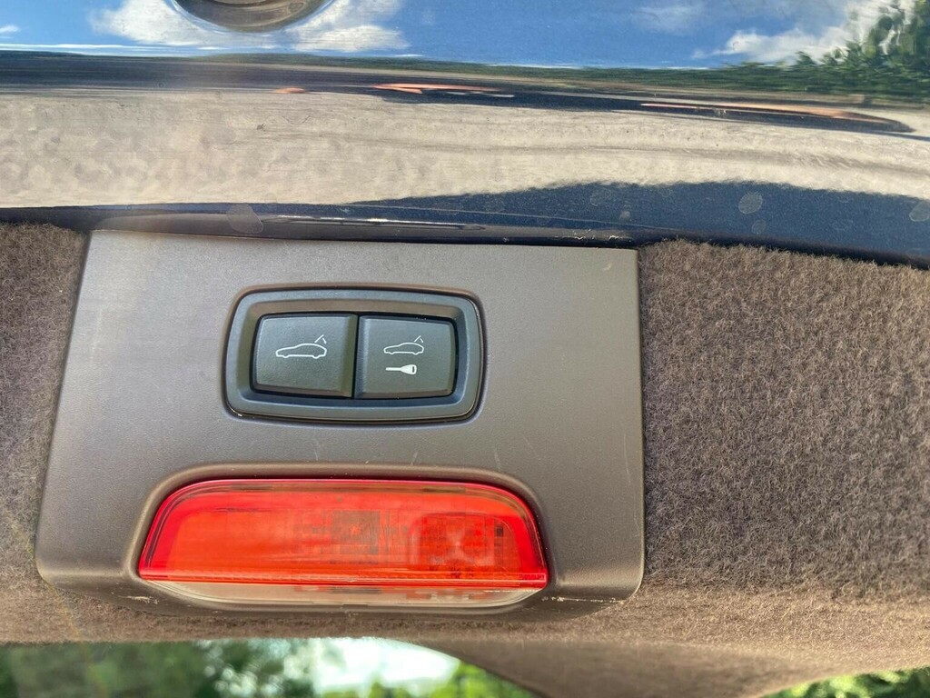 Porsche Cayenne 245 Tiptronic S Pan Roof, 20 Alloys  #25