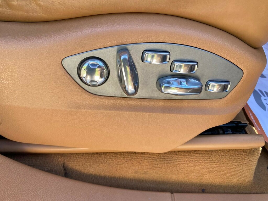 Porsche Cayenne 245 Tiptronic S Pan Roof, 20 Alloys  #34