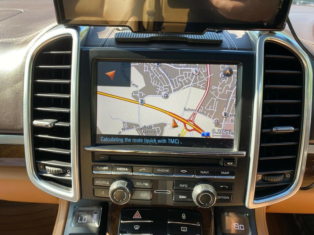 Porsche Cayenne 245 Tiptronic S Pan Roof, 20 Alloys  #31