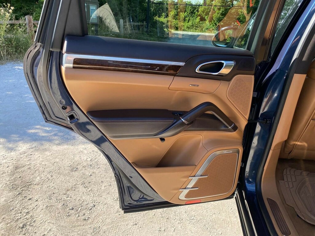 Porsche Cayenne 245 Tiptronic S Pan Roof, 20 Alloys  #28