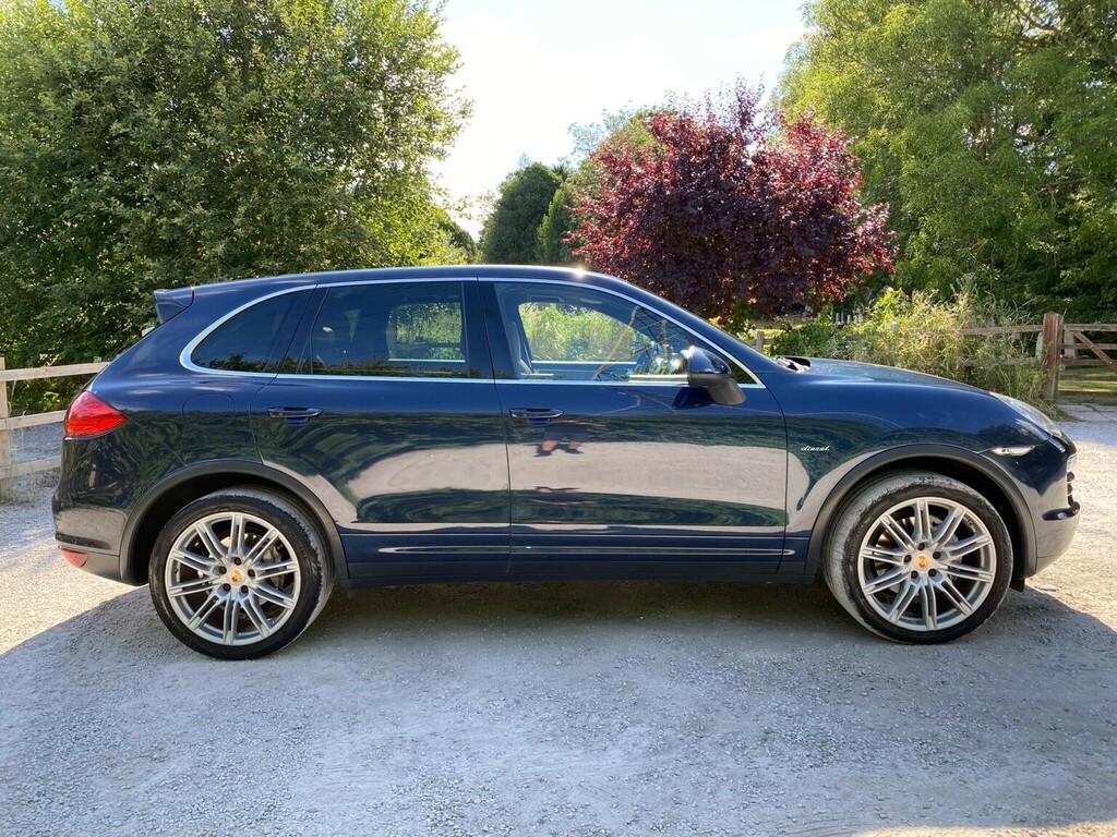 Porsche Cayenne 245 Tiptronic S Pan Roof, 20 Alloys  #7