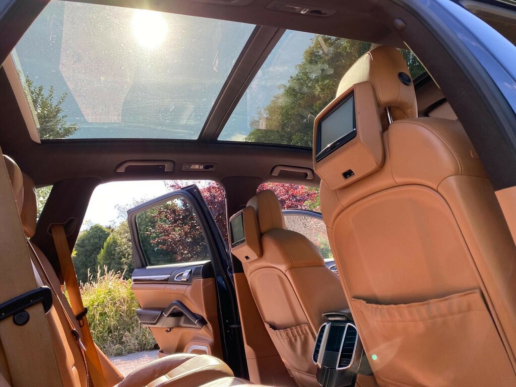 Porsche Cayenne 245 Tiptronic S Pan Roof, 20 Alloys  #22