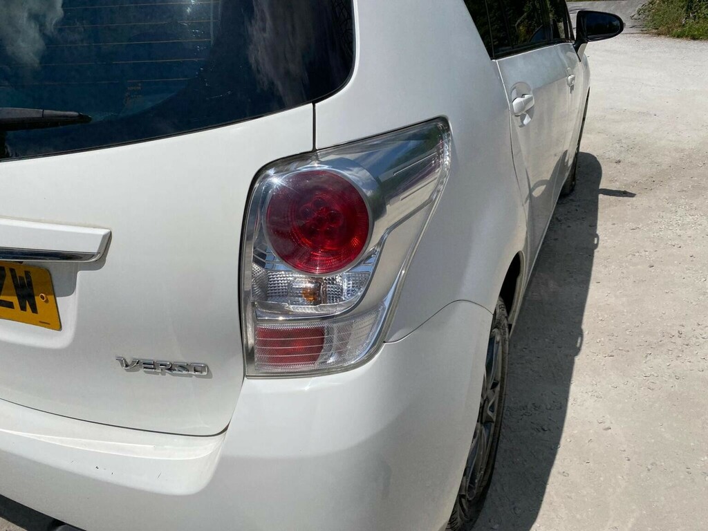 Toyota Verso Excel D-4d Blue #28