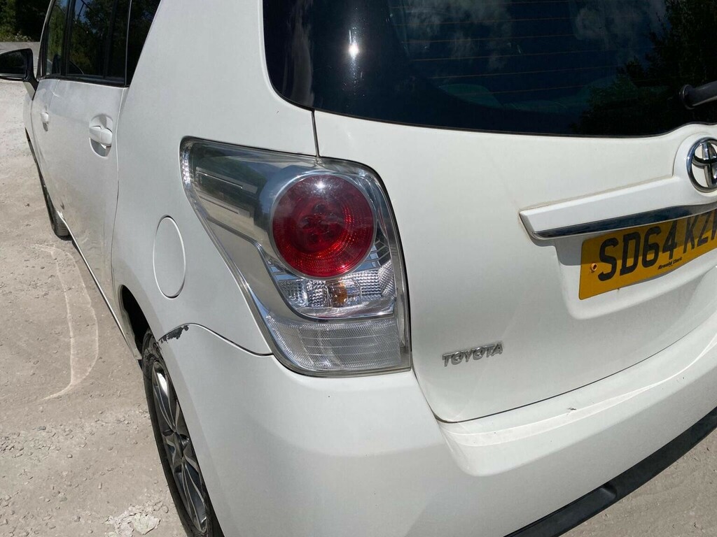 Toyota Verso Excel D-4d Blue #27