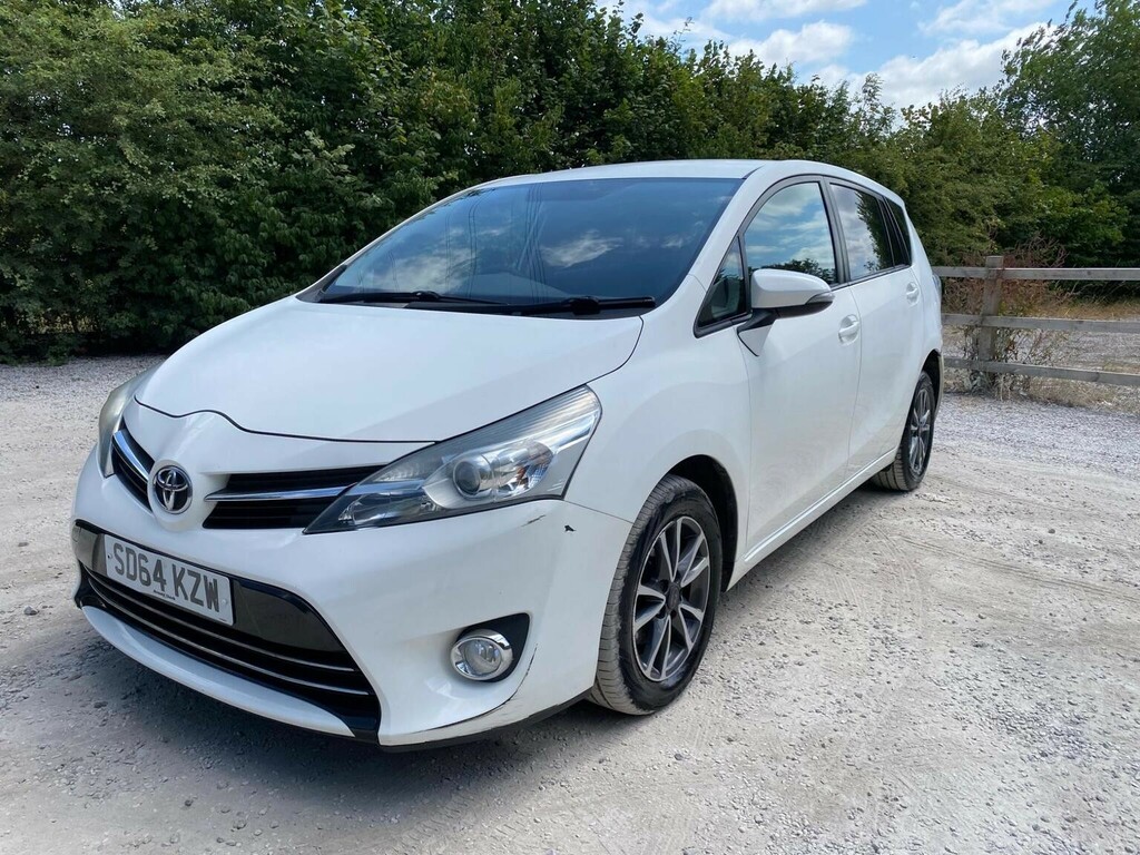 Toyota Verso Mpv 1.6 D-4d Icon Euro 5 Ss 201464 White #3