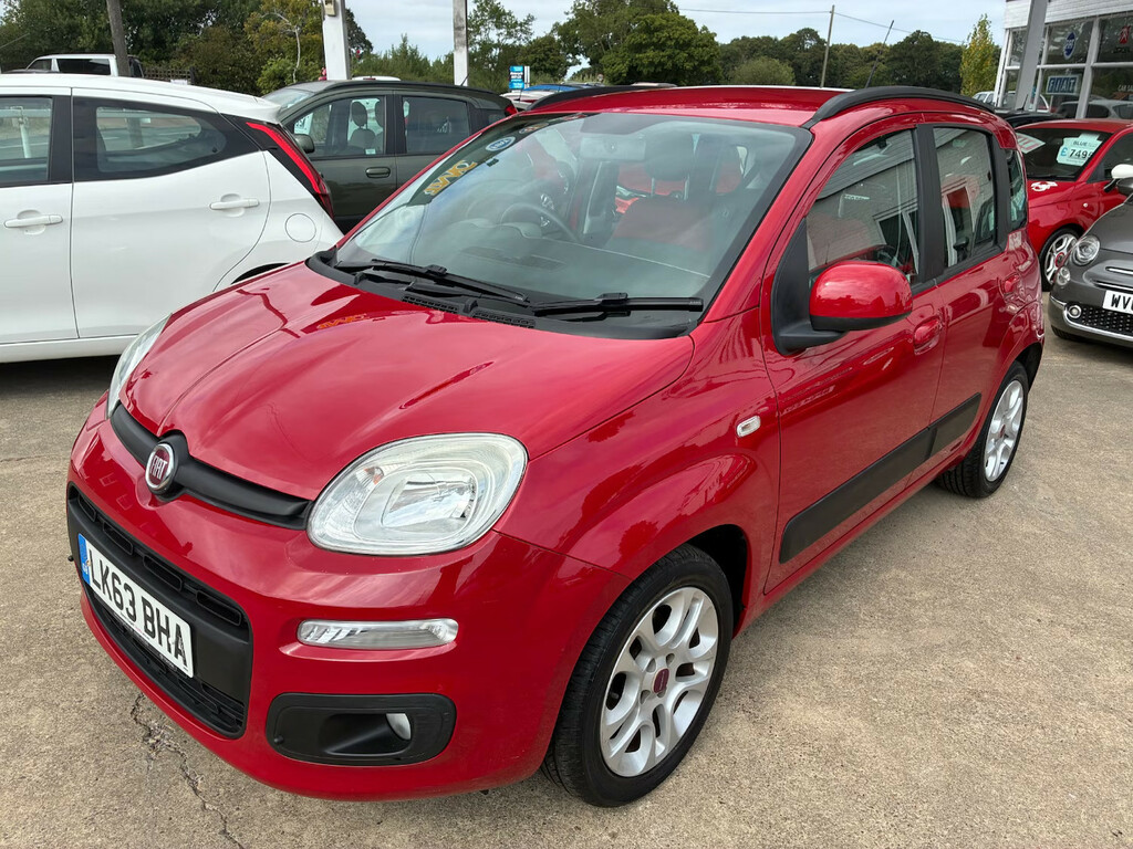 Fiat Panda 1.2 Lounge Hatchback Red