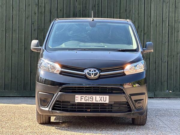 Toyota PROACE 1.6D Icon Medium Panel Van Mwb Euro 6 Ss 6Dr Black #3