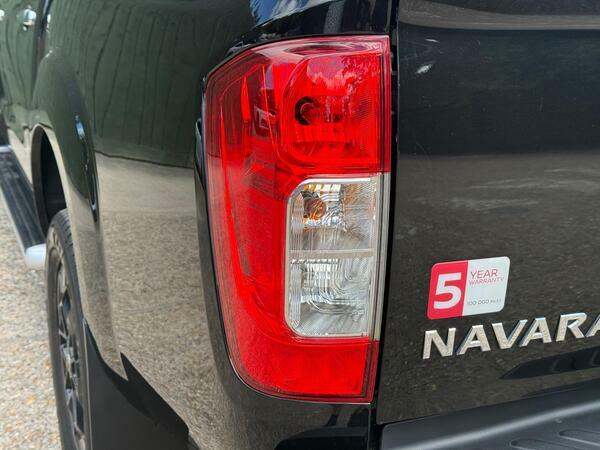 Nissan Navara Pickup Grey #35