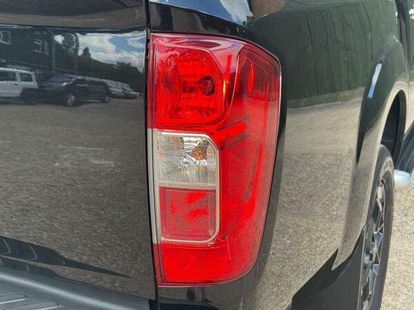 Nissan Navara Pickup Grey #34