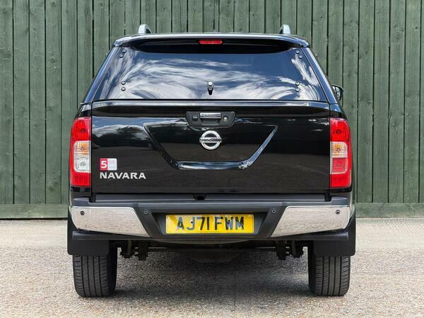 Nissan Navara Pickup Grey #18